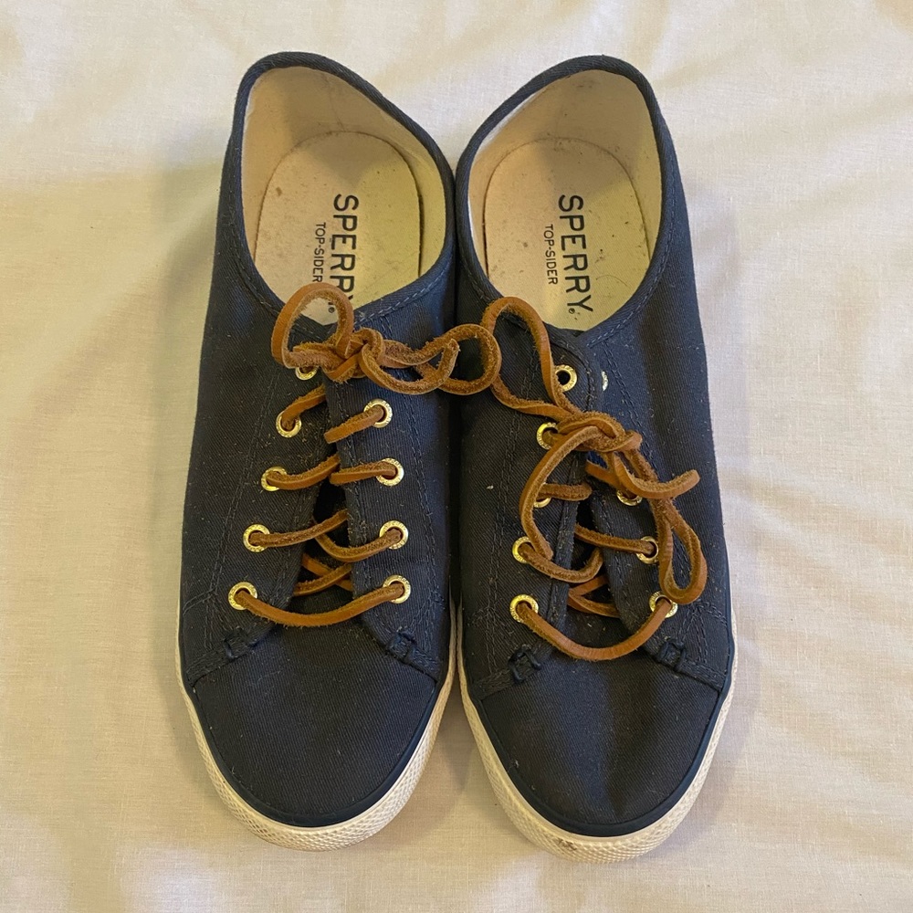NWOT Sperry Seacoast Canvas Sneaker top-siders